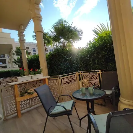 Argisht Marina By The Pool Lägenhet Golden Sands